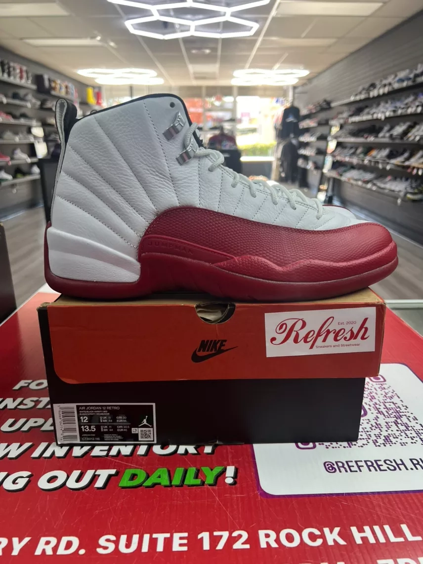 Air Jordan 12 Cherry Size 12