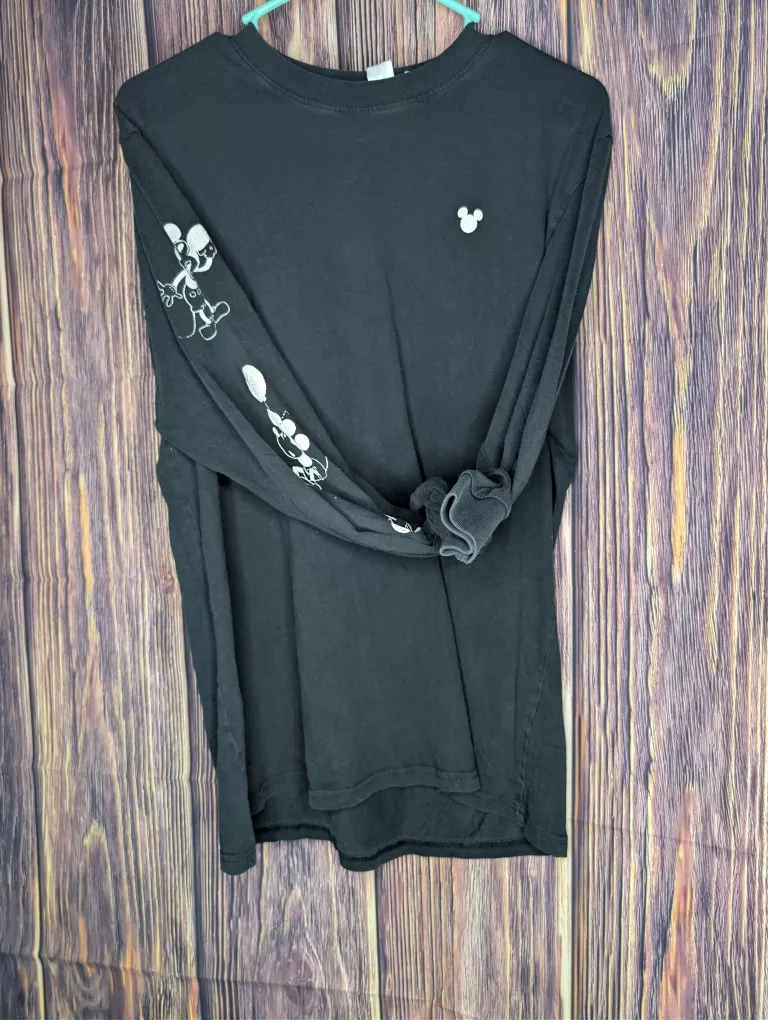 Mickey Mouse Long Sleeve Tee Sz M
