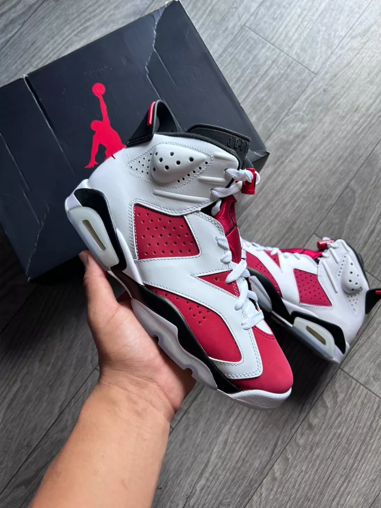 Air Jordan 6 Retro Carmine (2021) size 9M