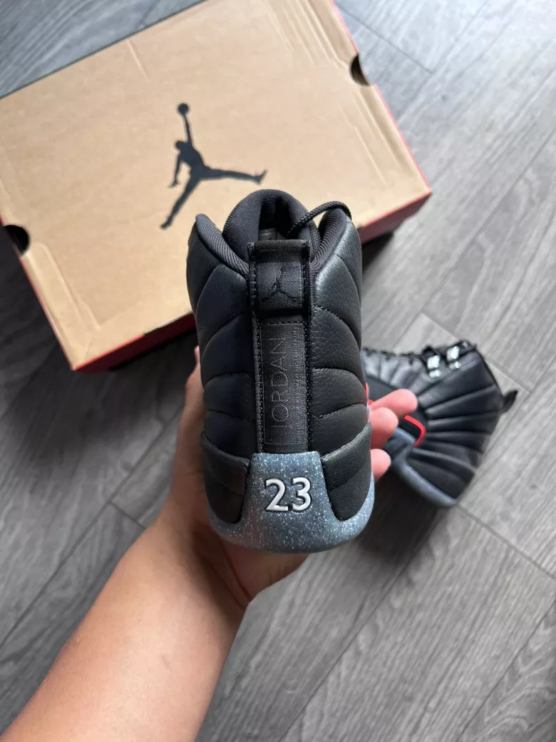 Air Jordan 12 Retro utility size 9M