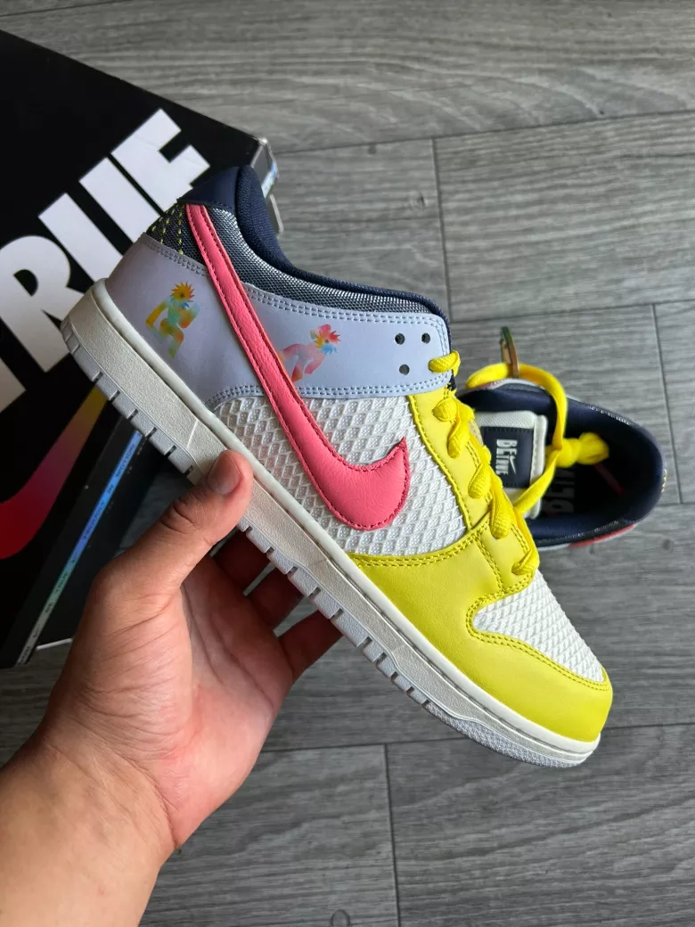 Nike Dunk Low be true
