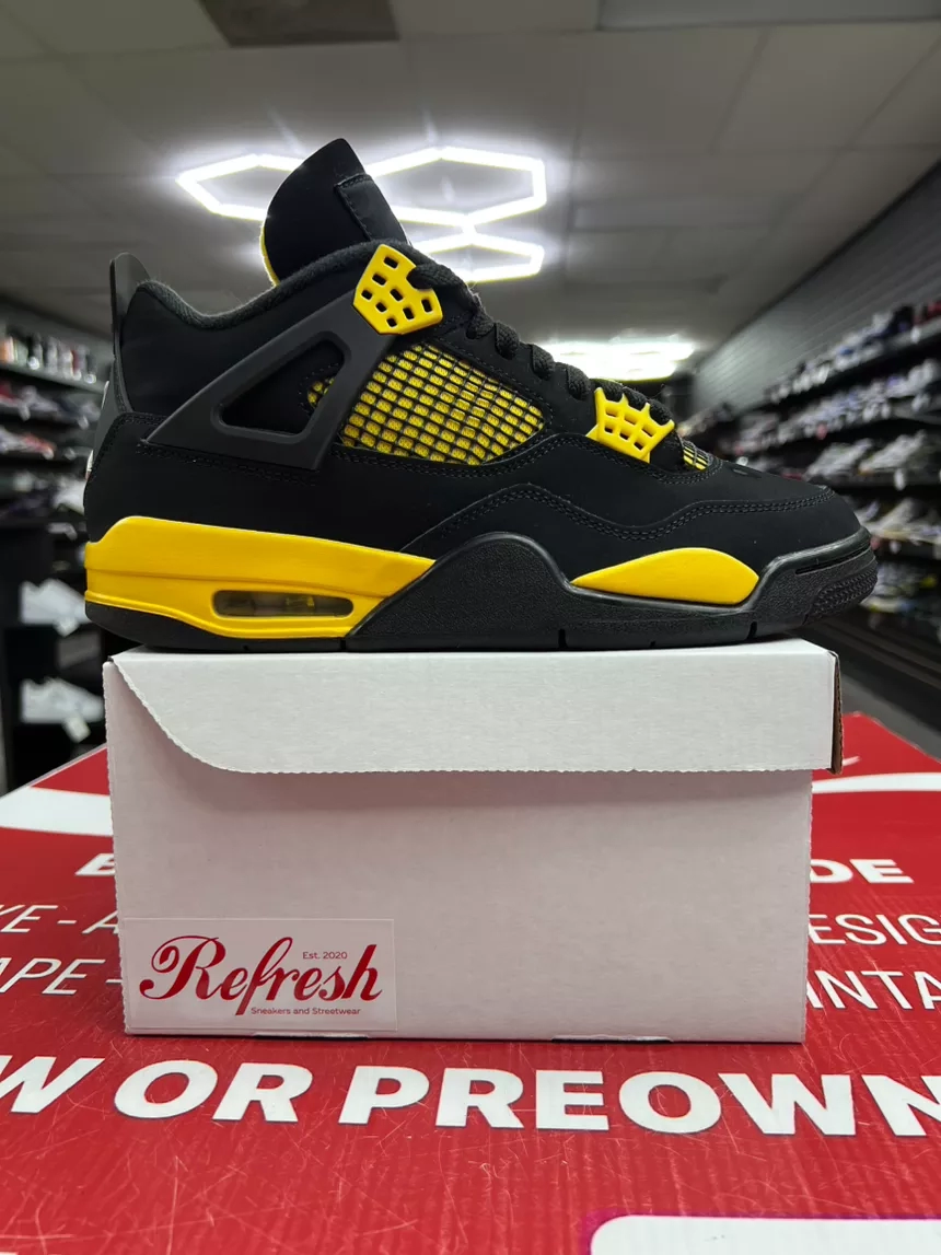 Air Jordan 4 Thunder Size 8.5