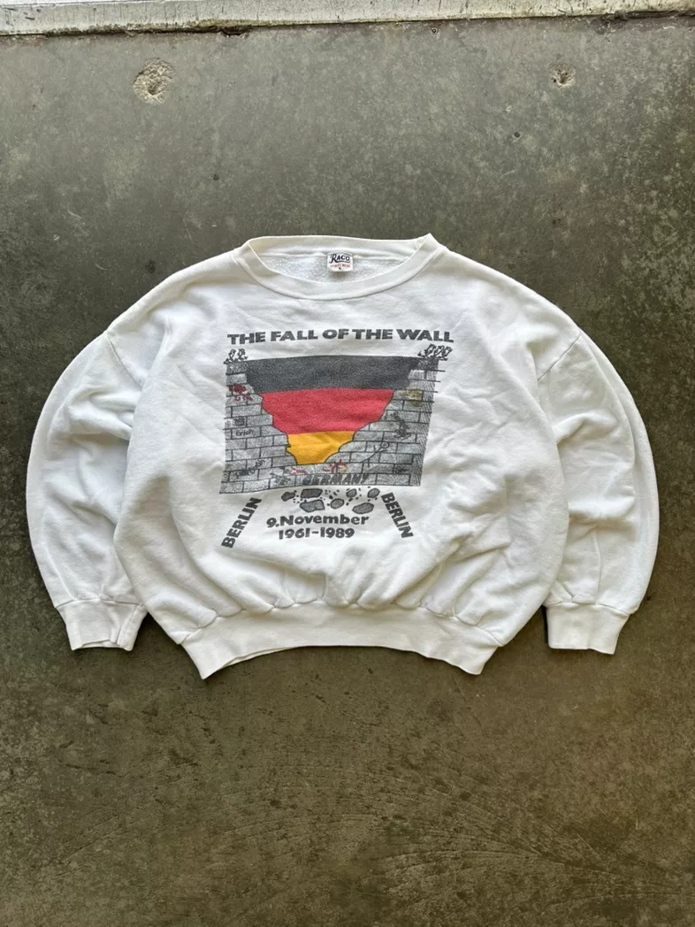 Vintage Raco Berlin Wall Sweatshirt