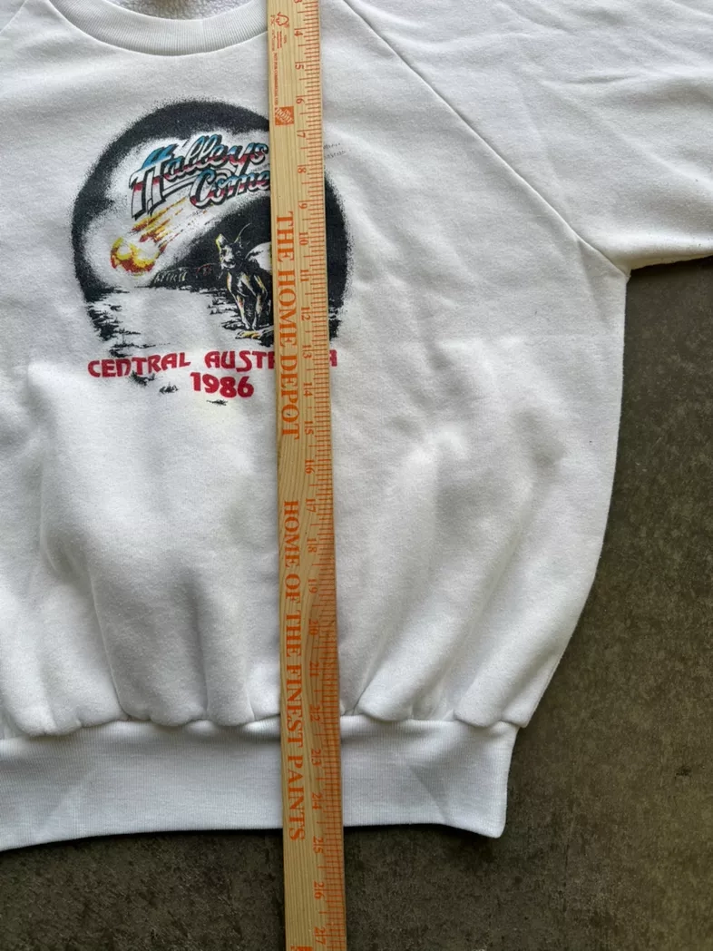 Vintage Hallidays Comet 1986 Sweatshirt