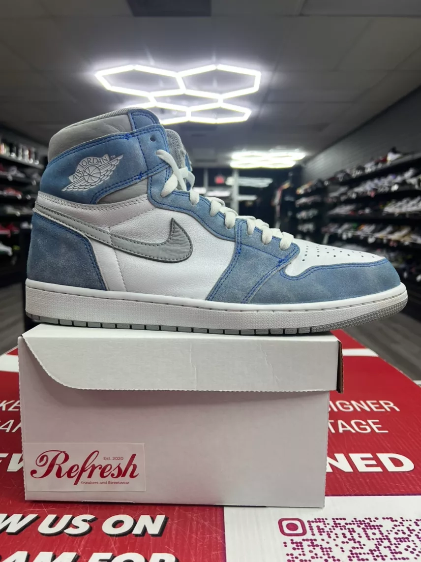 Air Jordan 1 Hyper Royal Size 13