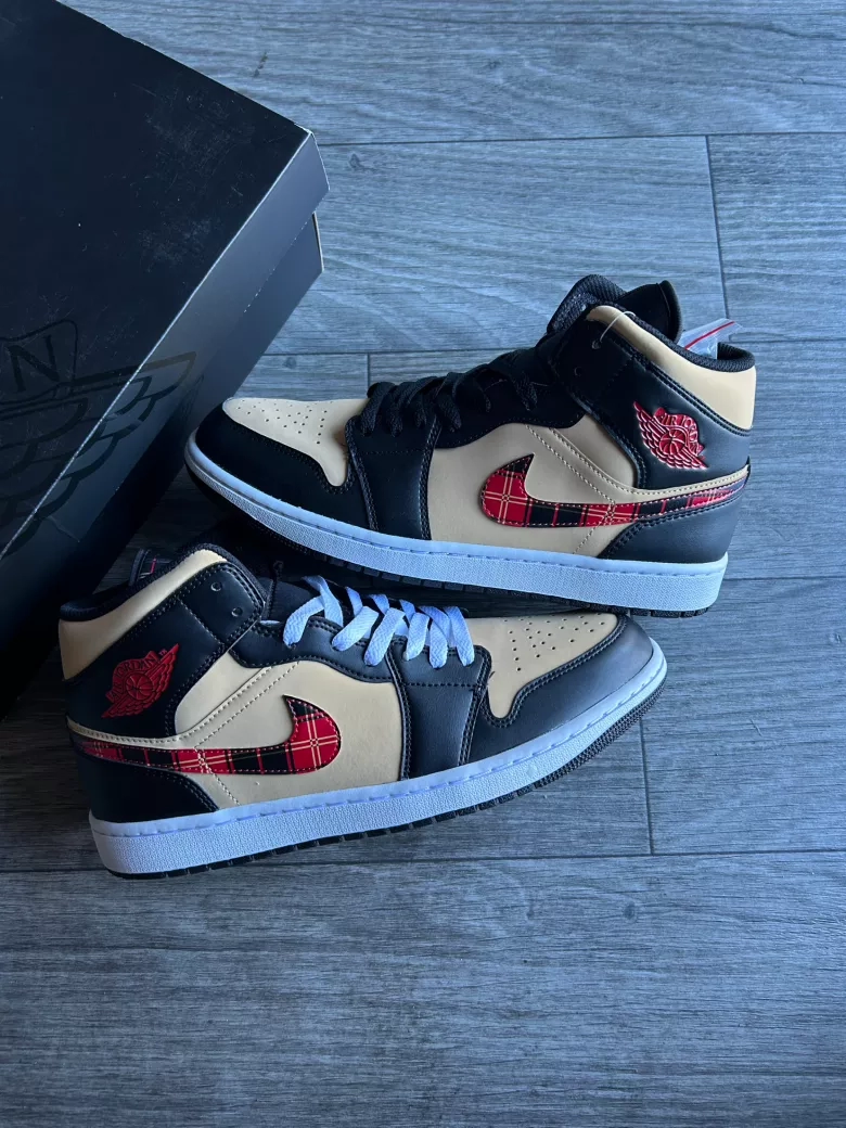 Air Jordan 1 Mid Tartan