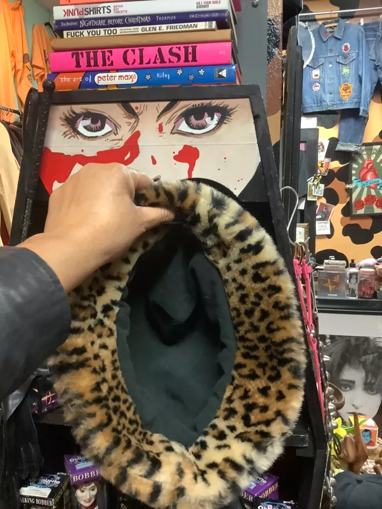 Vintage Leopard Print Faux Fur Bucket Hat