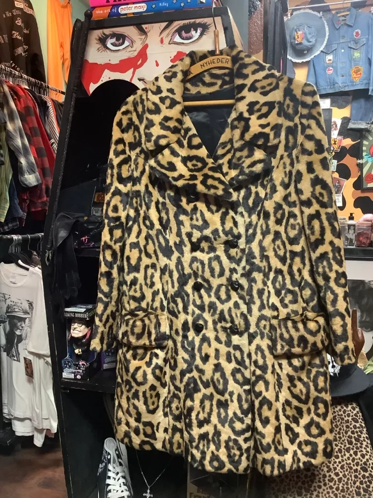 Vintage Leopard Print Faux Fur Coat ManiMaLs by GreenLea