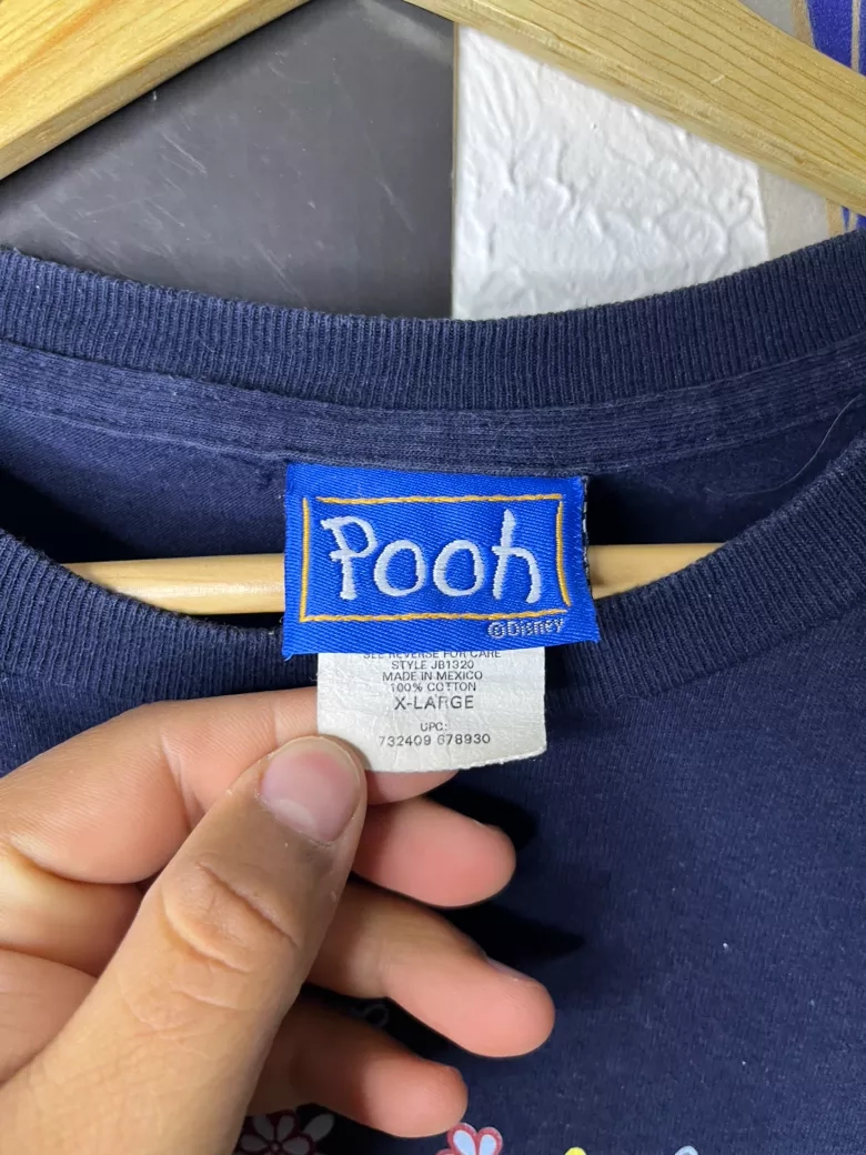 Vintage Disney Winnie the Pooh Floral T-Shirt