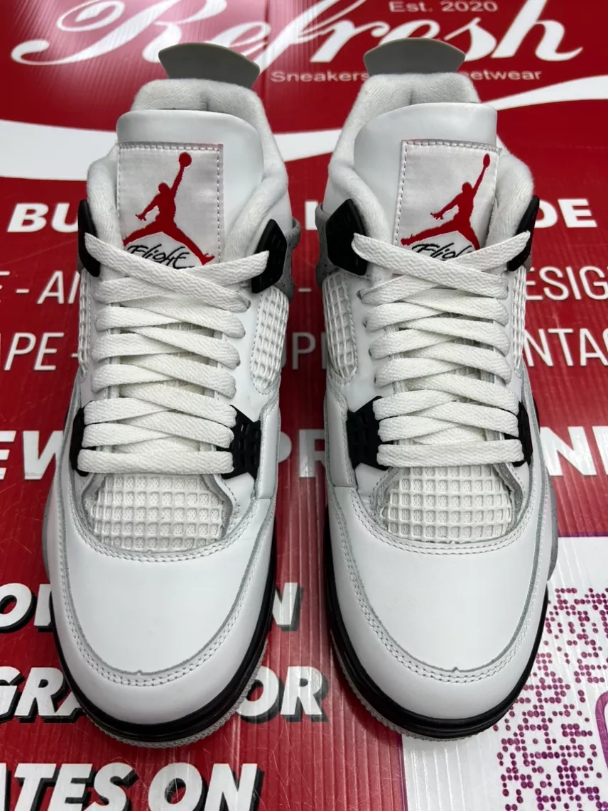 Air Jordan 4 White Cement Size 8.5