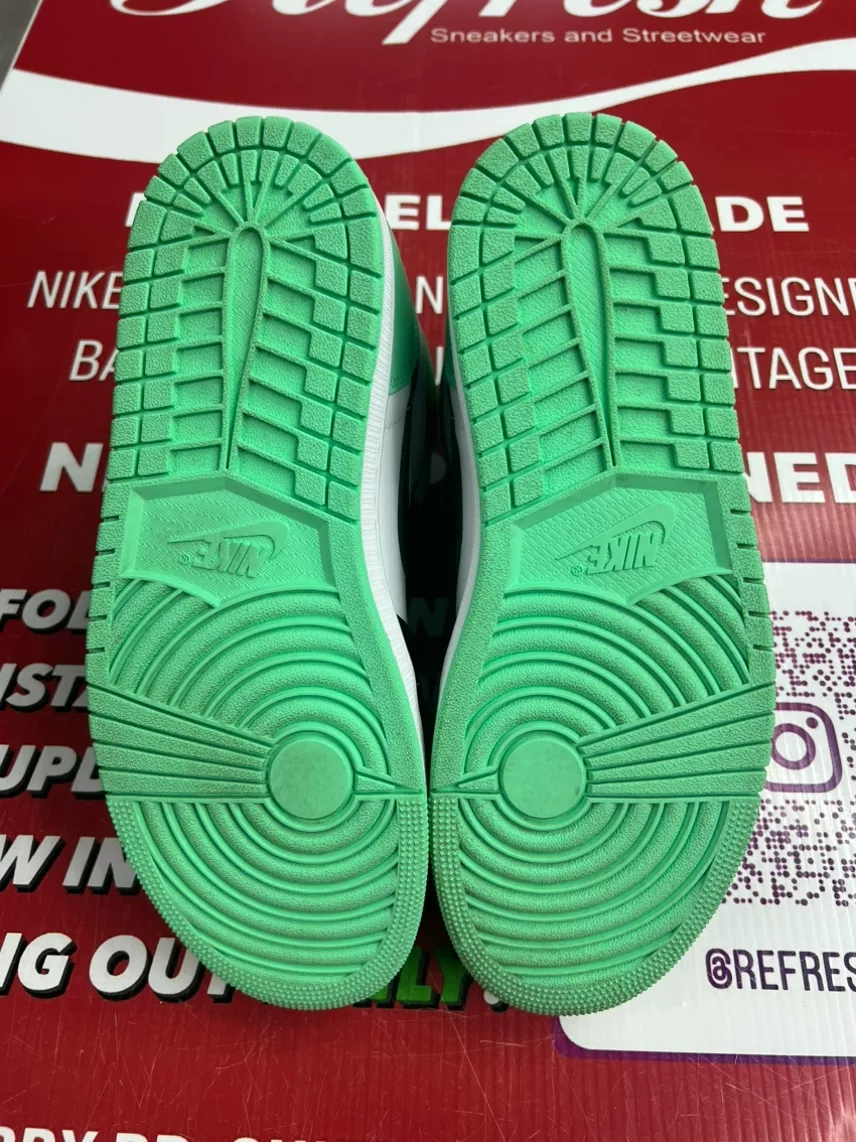 Air Jordan 1 Green Glow Size 10