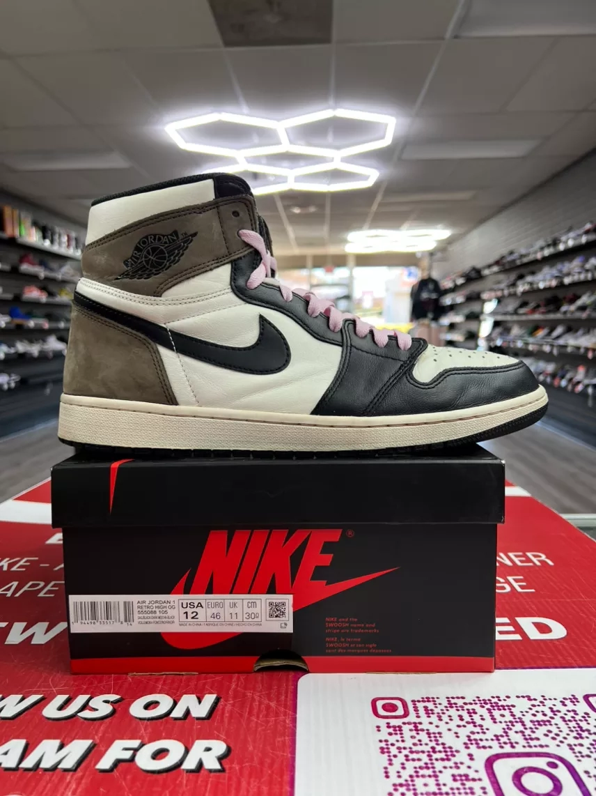 Air Jordan 1 Mocha Size 12