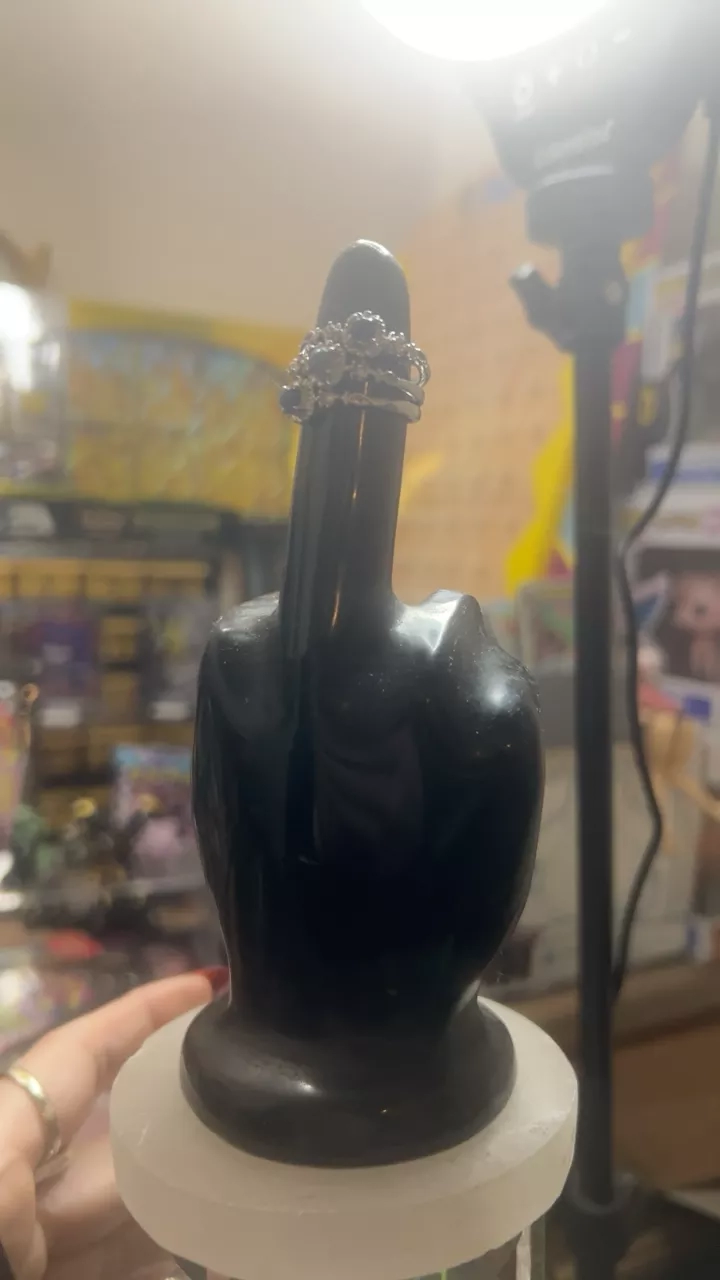 Rebellious Ring Holder