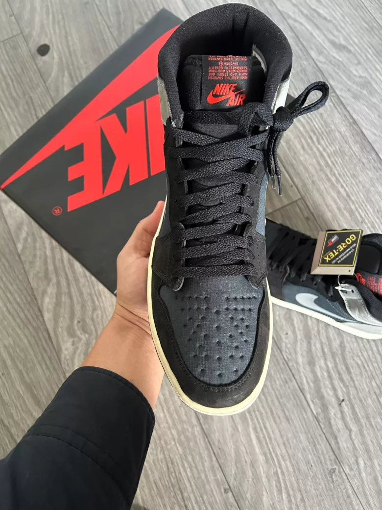 Air Jordan 1 Element Gore-Tex particle grey