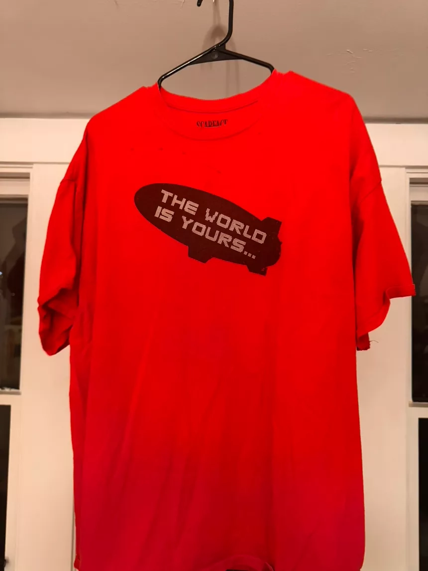 Scarface Red T-Shirt - The World is Yours