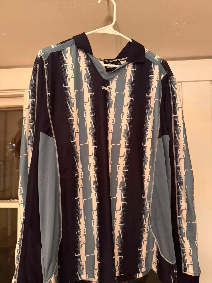 Vintage Umbro Geometric Long Sleeve Jersey
