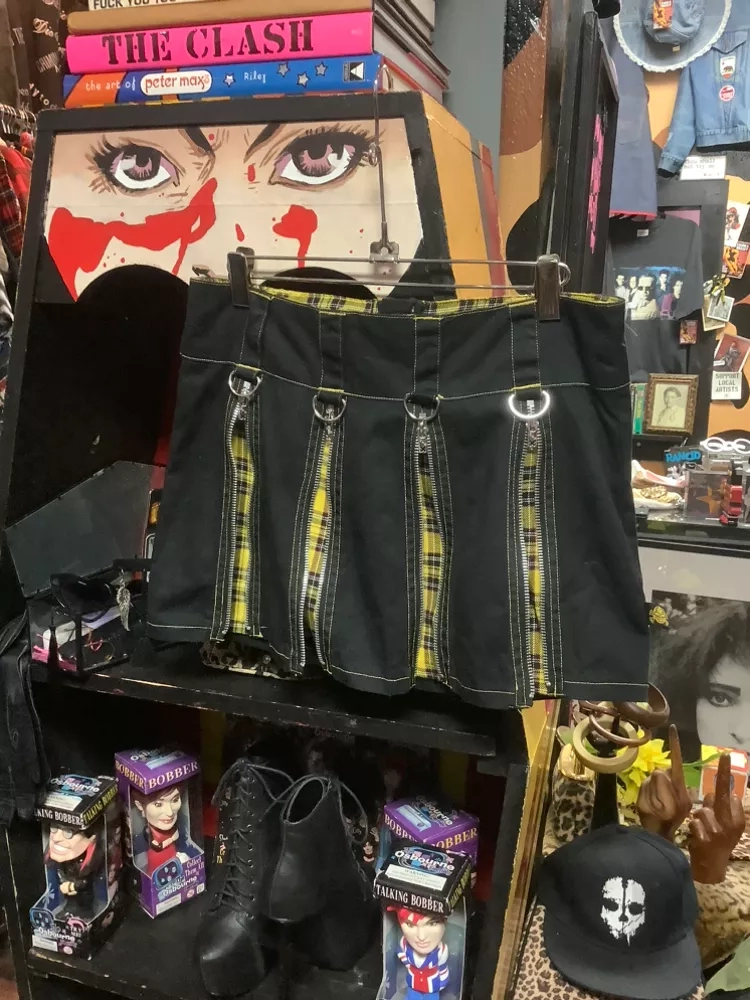 Vintage Tripp NYC Black/YelLow PLaid Zipper Mini Skirt