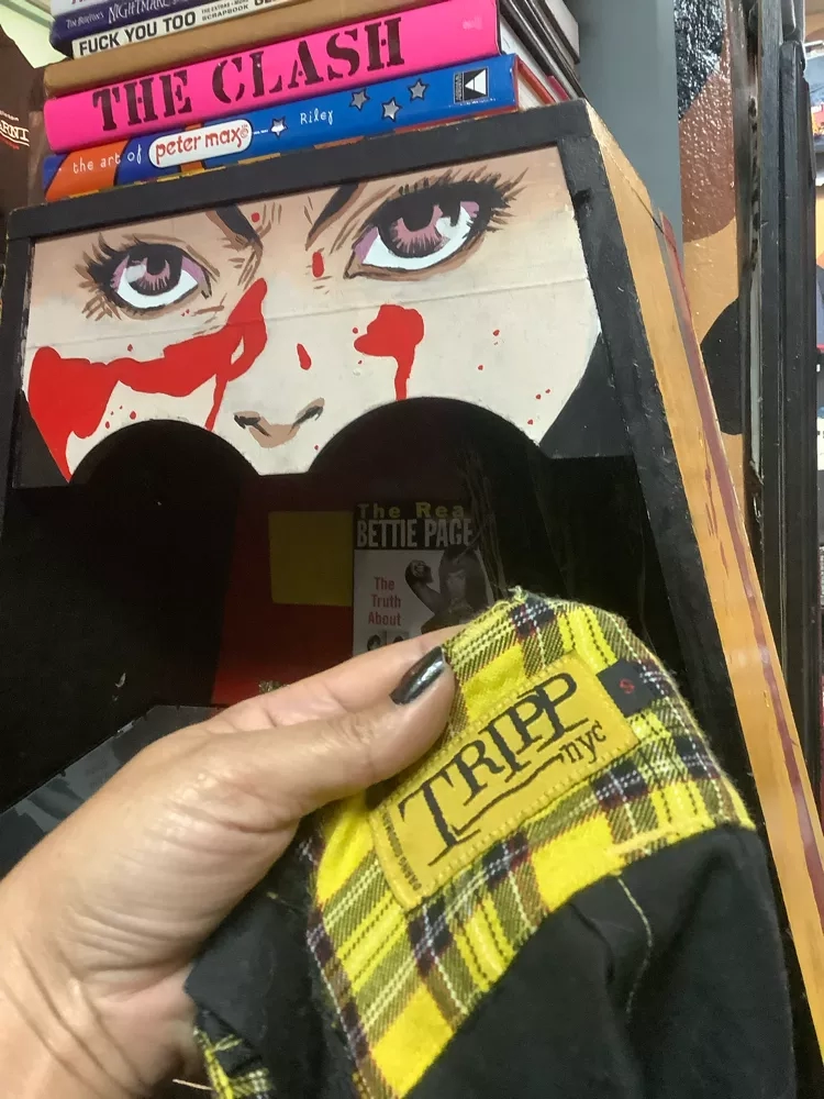 Vintage Tripp NYC Black/YelLow PLaid Zipper Mini Skirt