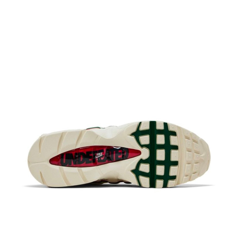 Nike Air Max 95 x Undefeated Sail
