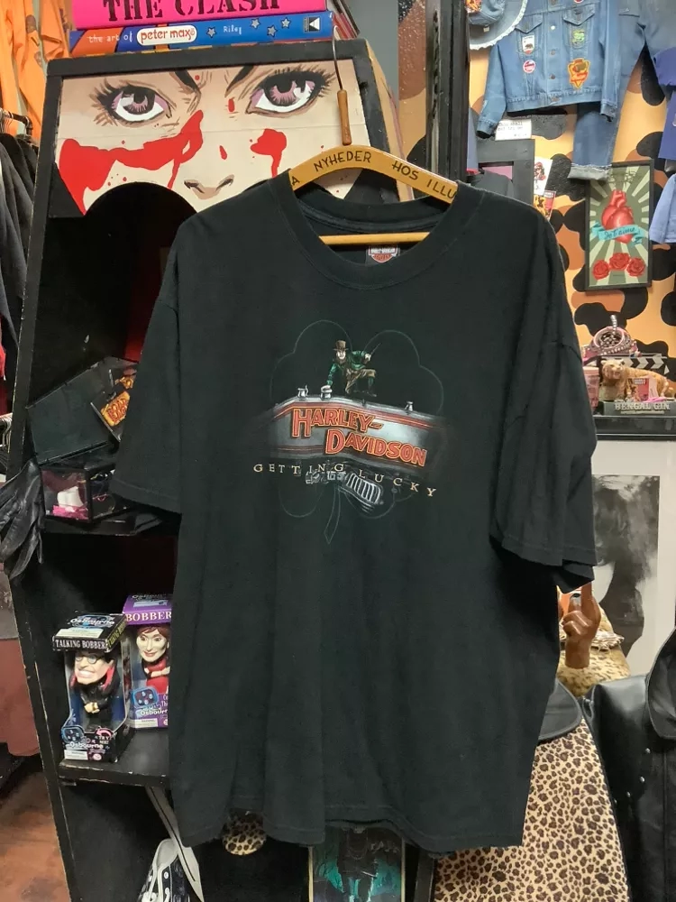 Vintage Harley-Davidson 'Getting Lucky' DesigN T