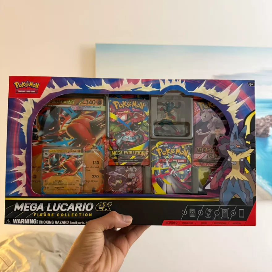 Mega Lucario EX Figure Collection