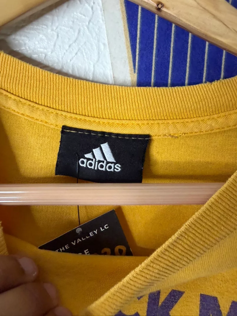 Vintage Los Angeles Lakers Bill Russell Back 2 Back MVP T-Shirt