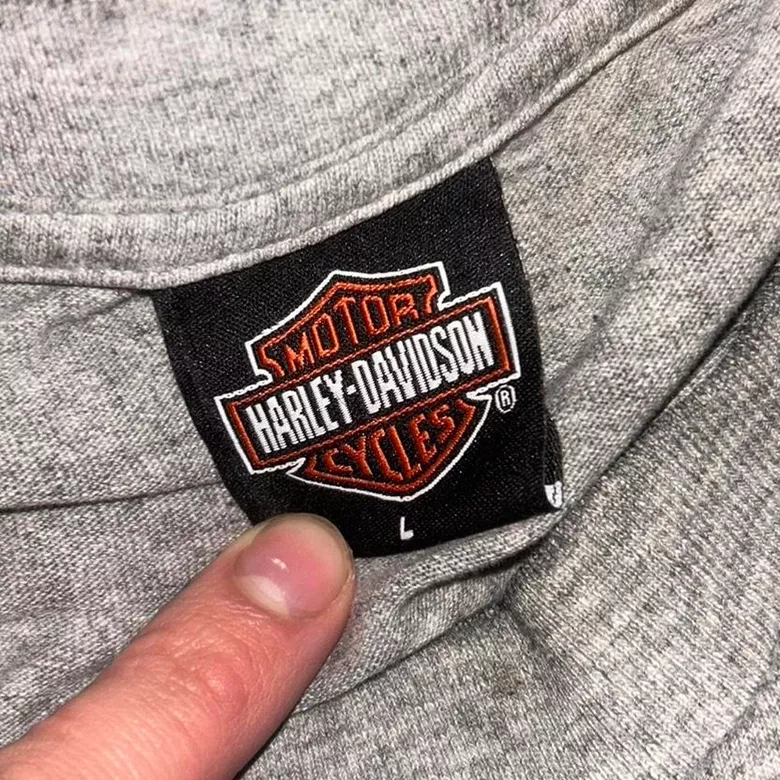 Vintage faded Harley-Davidson Grey Long Sleeve lightning sleeve hit Graphic T-Shirt