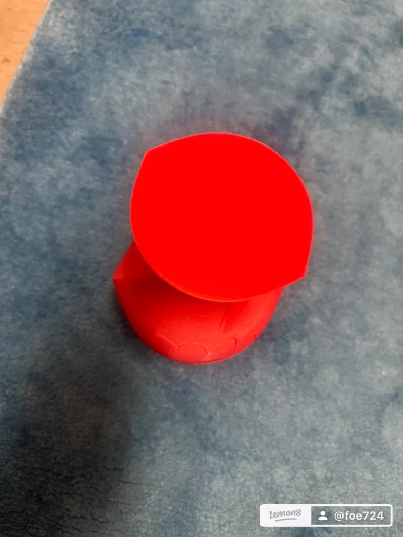 Red Heart Embossed Vase