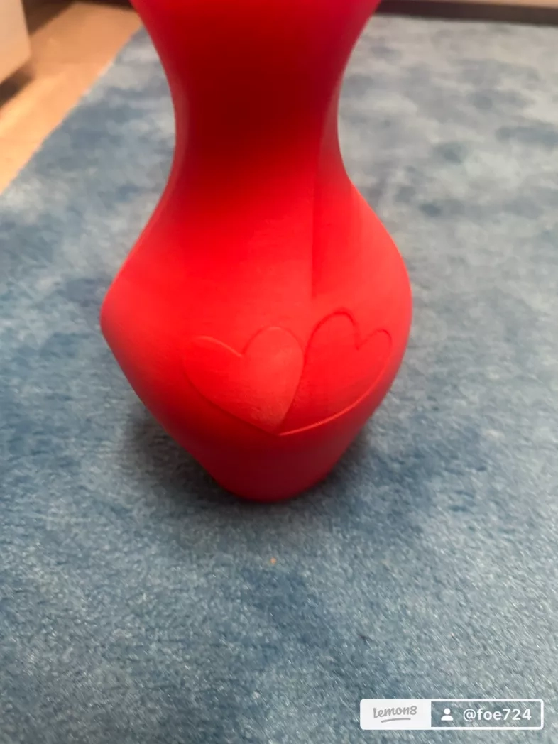 Red Heart Embossed Vase