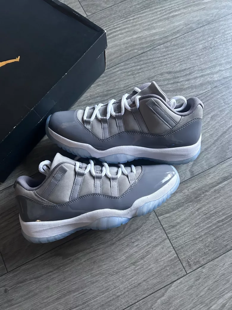 Air Jordan 11 Retro Low Cool Grey