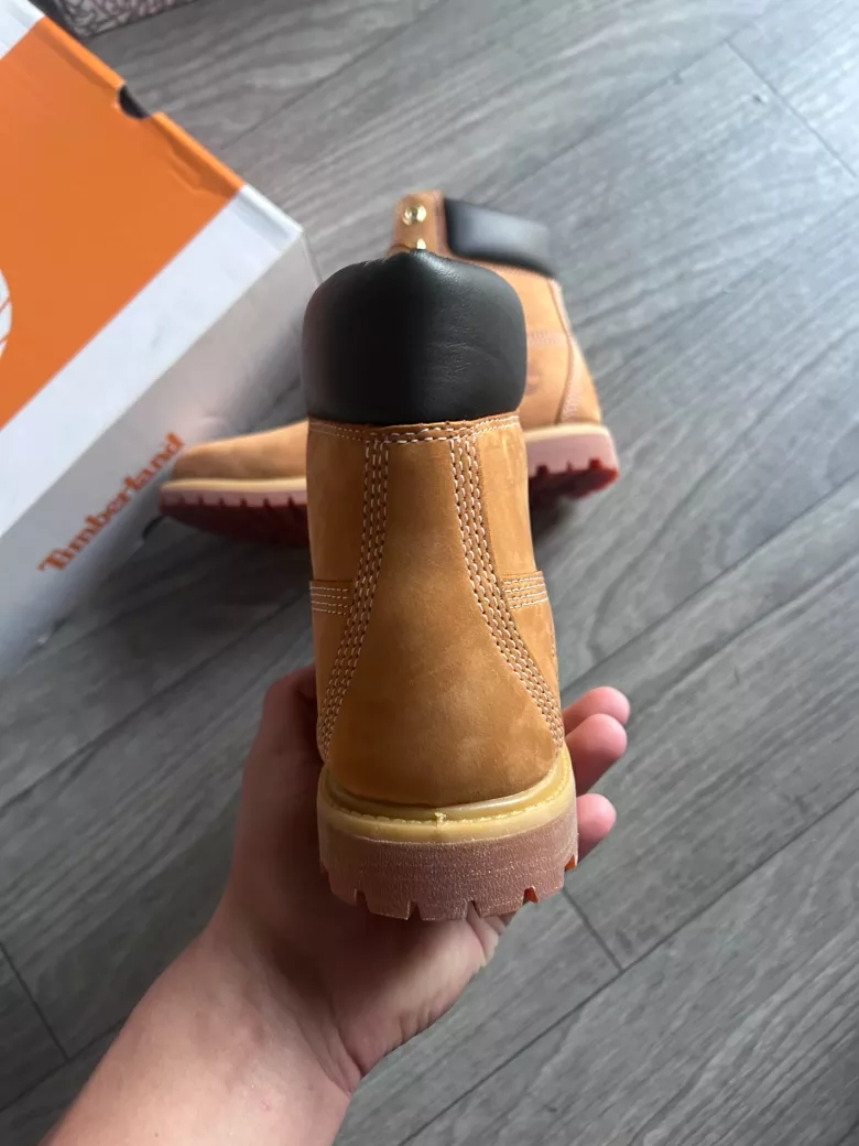 Classic Timberland 6-Inch Premium Waterproof Boots