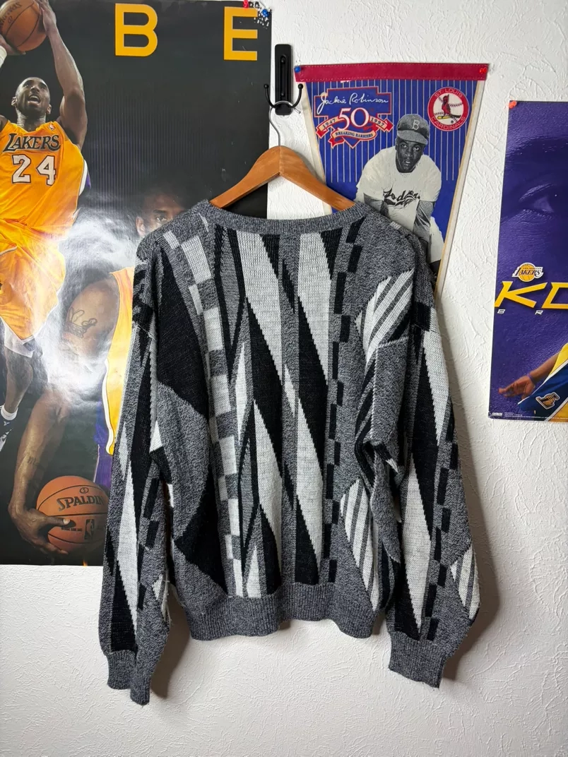 Vintage Geometric Patterned Knit Sweater