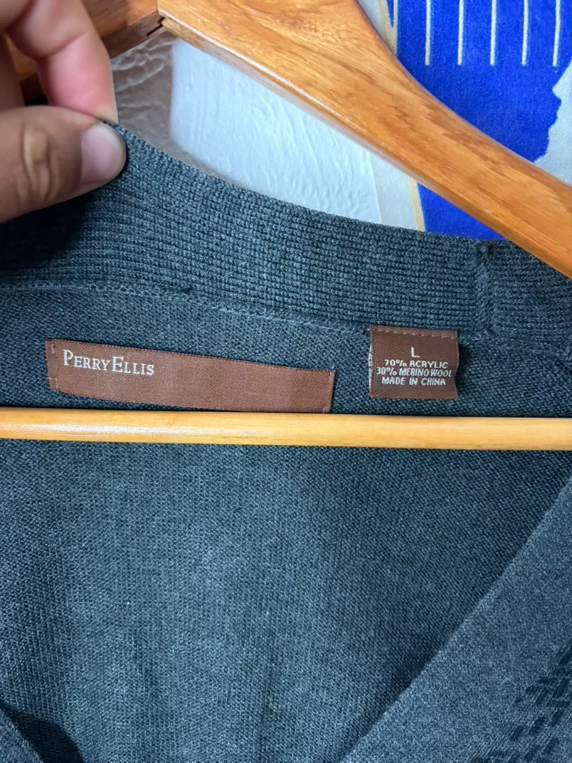 Classic Men's V-Neck Houndstooth Cardigan