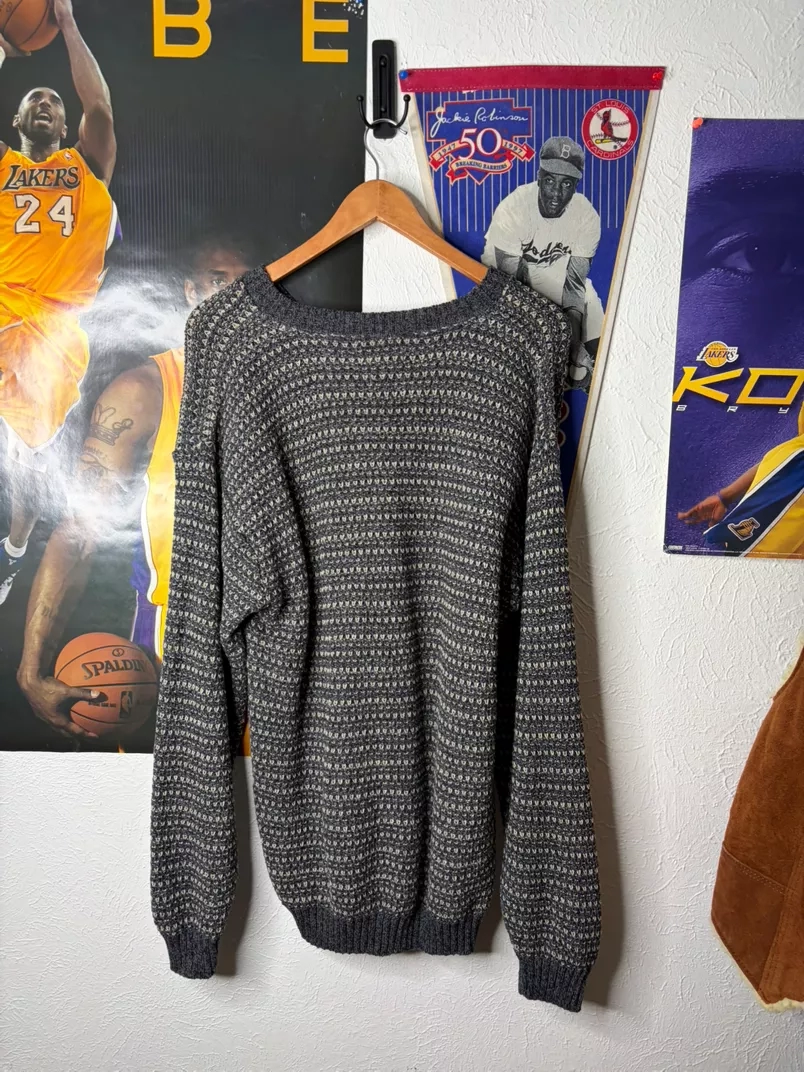 Eddie Bauer Men's V-Neck Textured Knit Sweater
