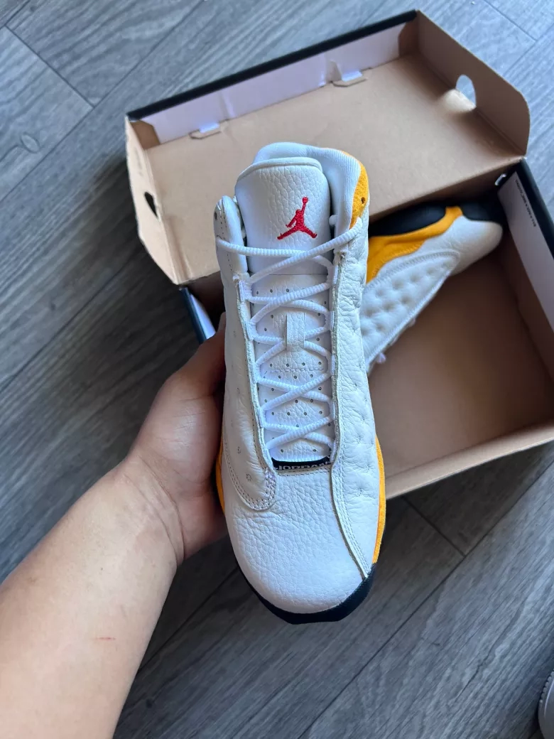 Air Jordan 13 Retro del sol