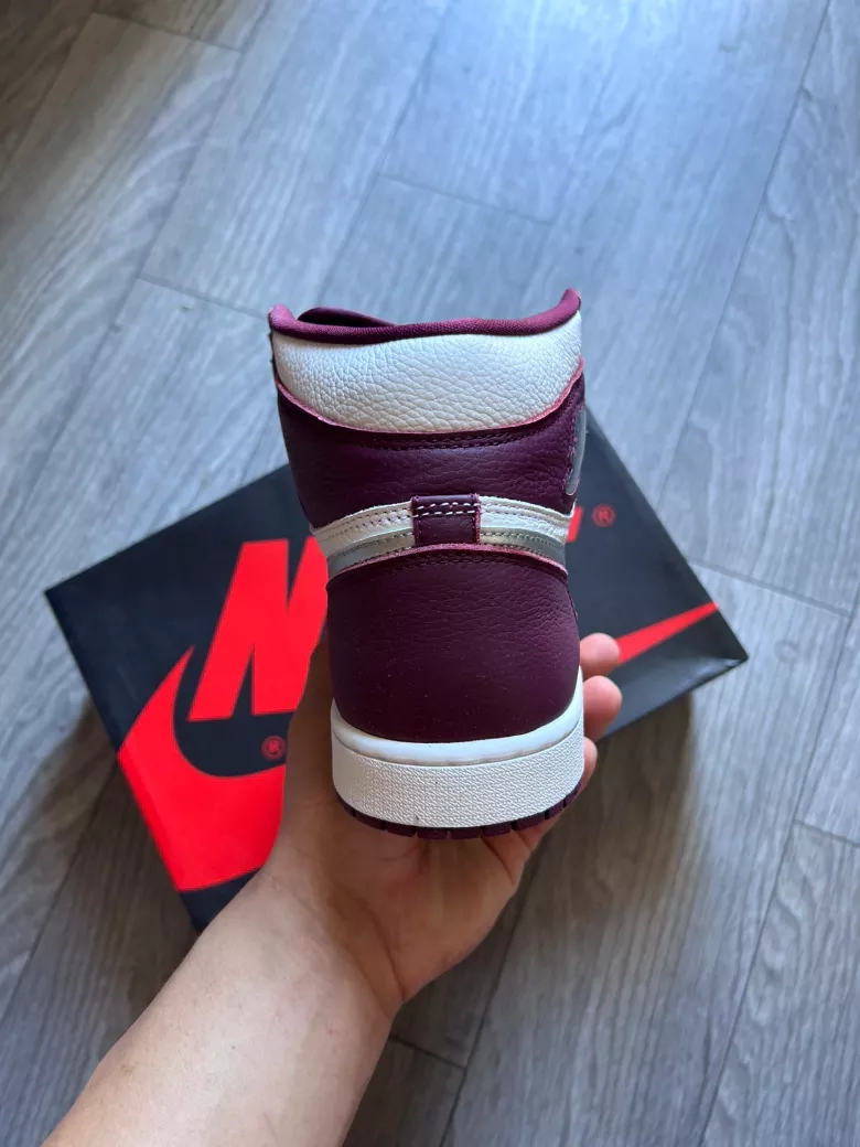 Air Jordan 1 High Bordeaux