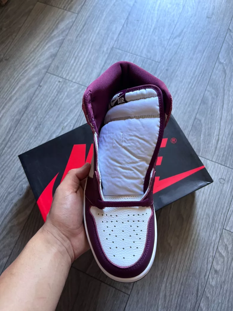 Air Jordan 1 High Bordeaux