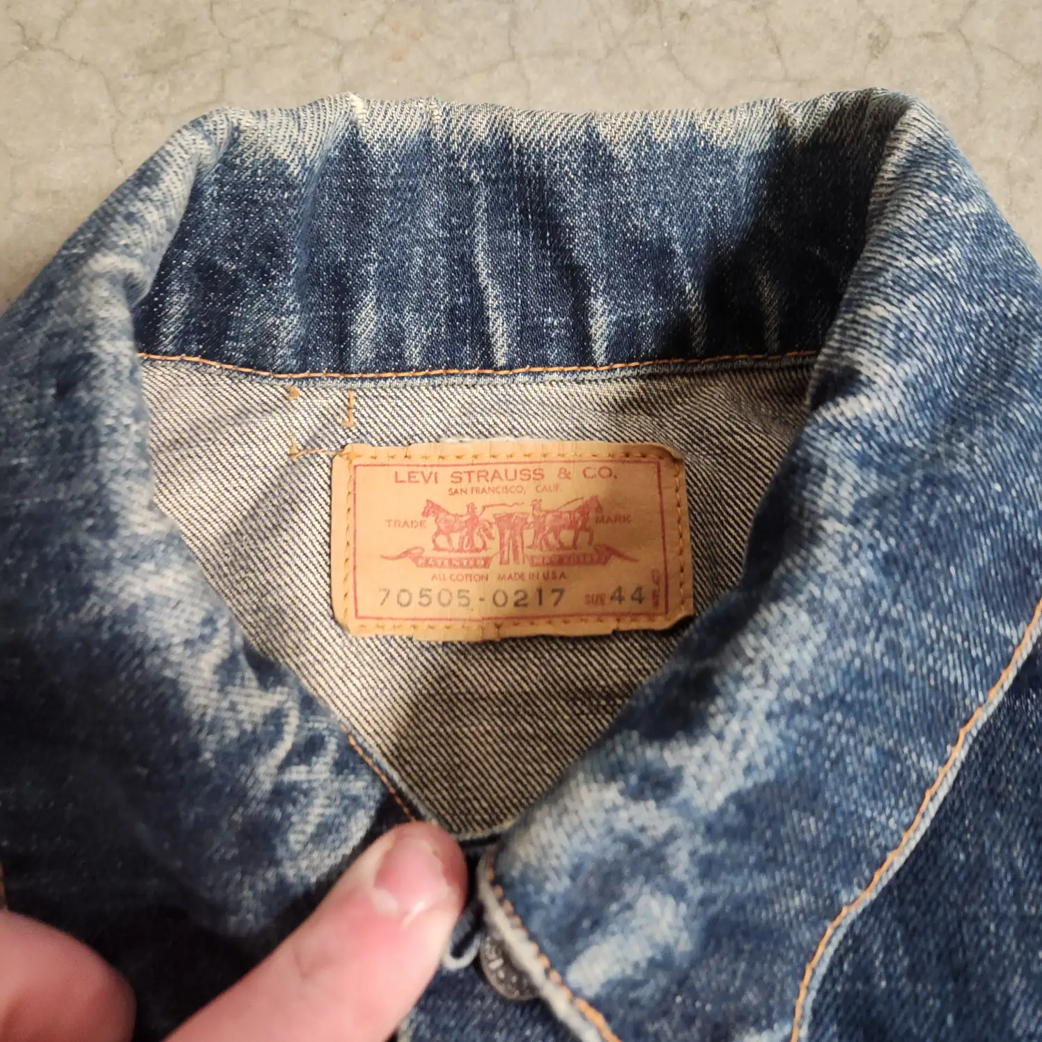 Dark Indigo Big E Levis type 3