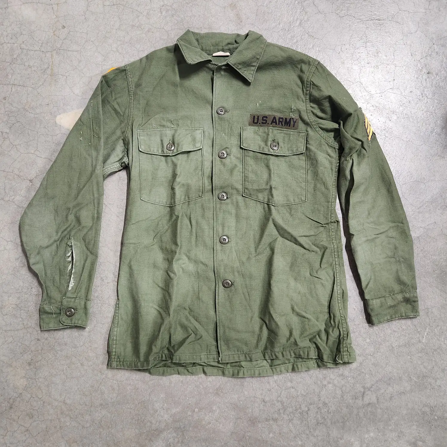 og107 Vintage US Army Military Field Shirt Jacket