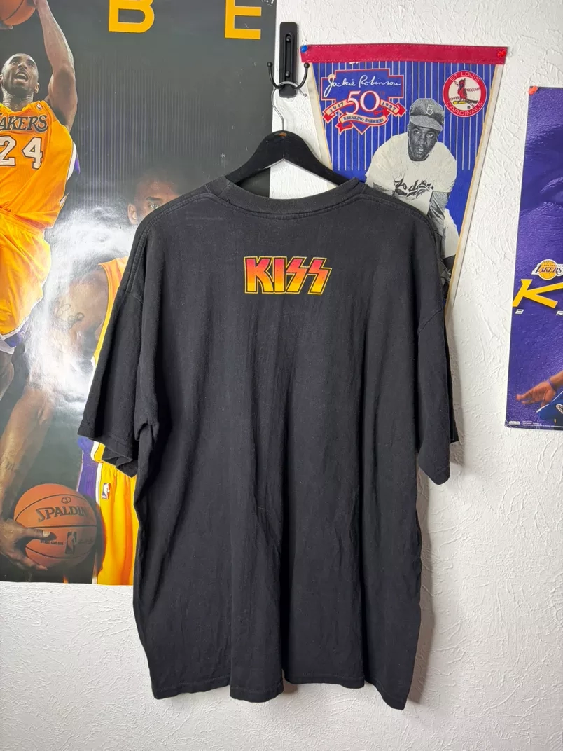 Vintage KISS Band Graphic T-Shirt