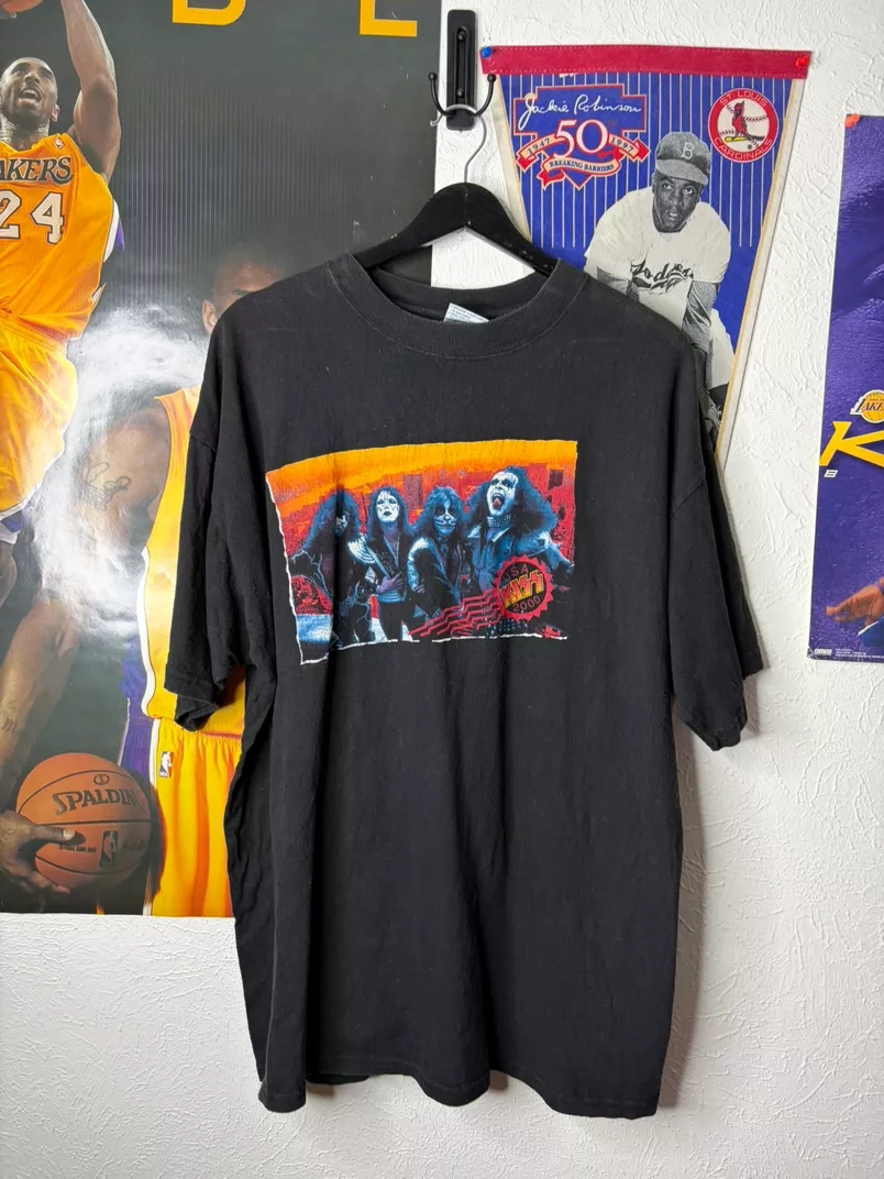 Vintage KISS Band Graphic T-Shirt