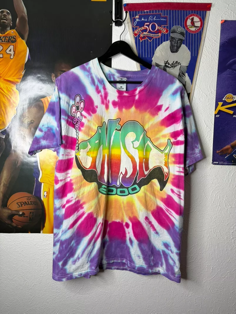Vintage 2000s Tie-Dye Graphic T-Shirt