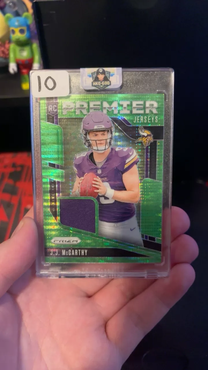 2023 J.J. McCarthy patch Premier Jerseys Rookie Card