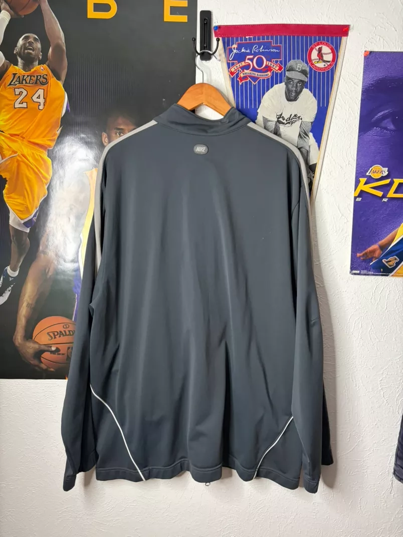 Nike Men's Charcoal Gray Full-Zip Track Jacket