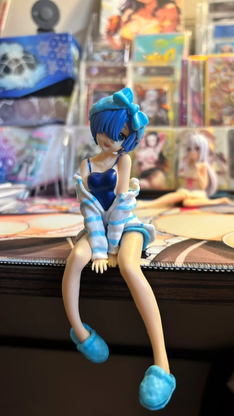 Rem's Cozy Blue Outfit Figurine
