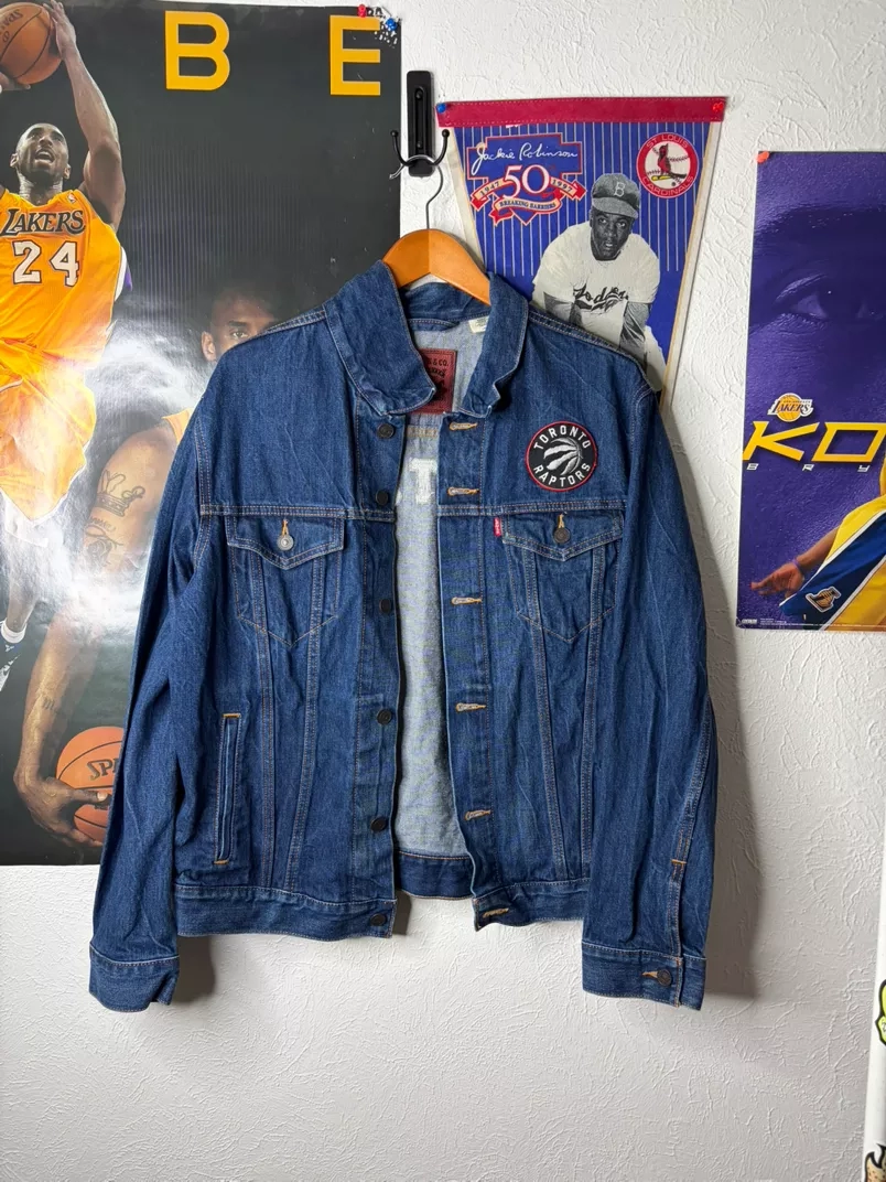 Toronto Raptors Vintage Denim Jacket