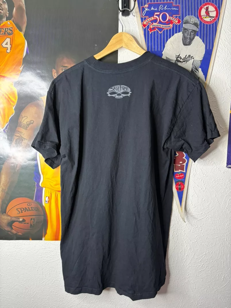 Gothic Skull Graphic T-Shirt