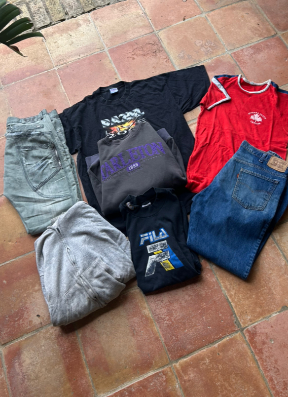 80s Levi’s, Y2K Jeans and Tees