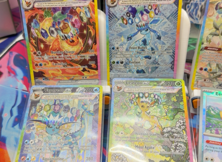 The hottest hands just pulled a god pack for his bday month! Thanks you Donovan!