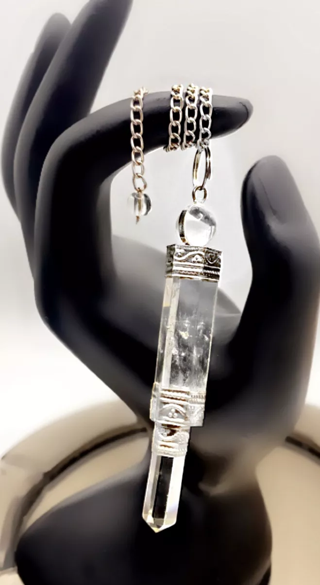 Elegant Crystal Pendulum